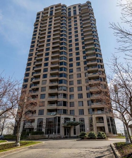 Screenshot 2023-03-03 at 17-58-05 Apartment _ Condo 200 Av. des Sommets apt. 403 Montréal (Verdun_Île-des-Sœurs)